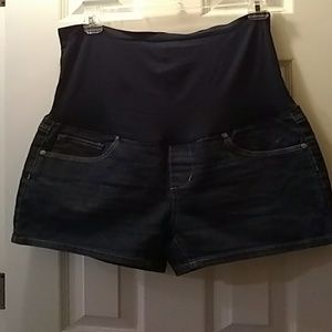 Maternity over the belly jean shorts